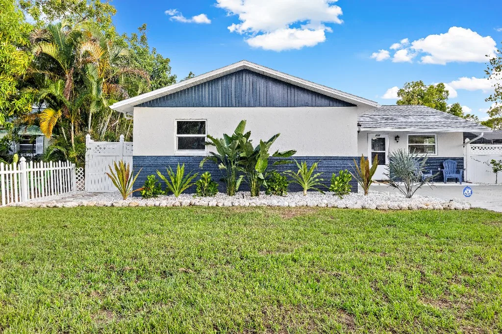 Bradenton Florida Bungalow