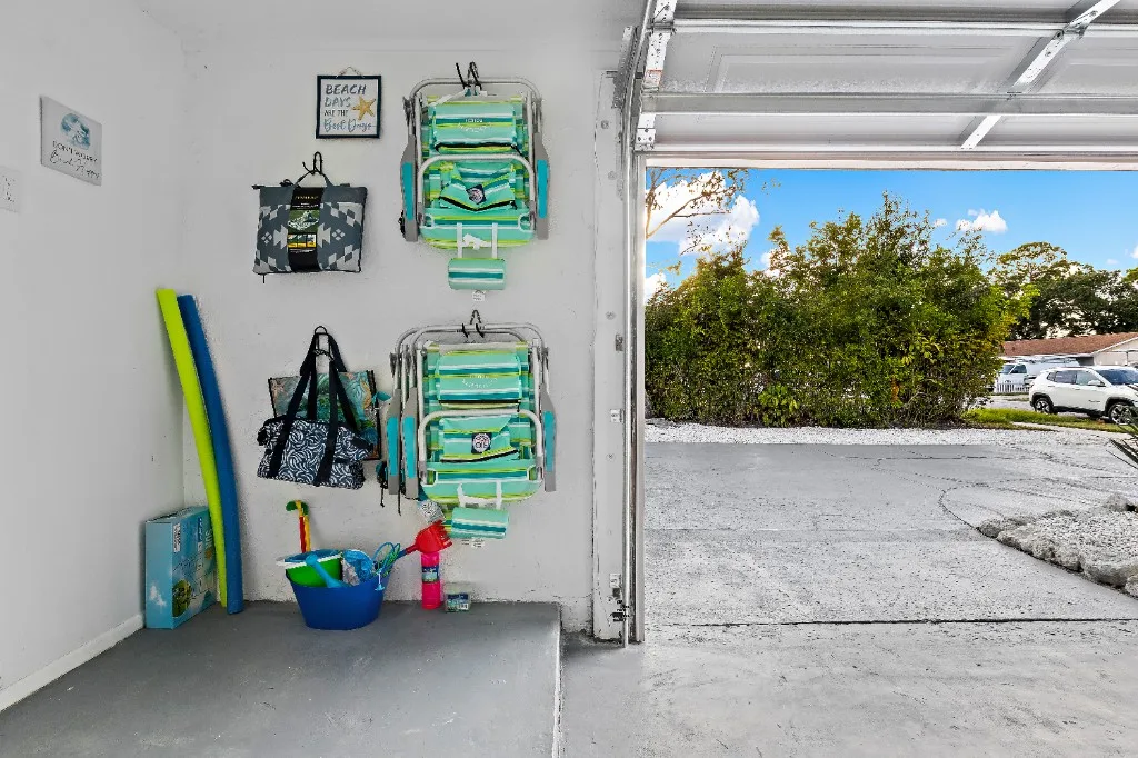Bradenton Florida Bungalow — photo 14